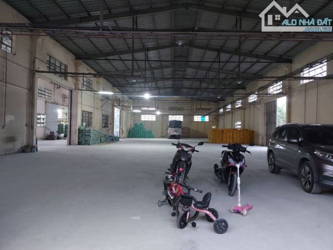 Cho thuê Kho Xưởng: 900m2 Bình Chánh, Tp Hồ Chí Minh.