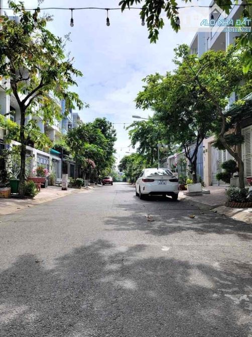 Bán nhà 5T, mới cứng đường bàn cờ 12m sát MT Bình Lợi, P13, Bình Thạnh 4x20m, 11,4 tỷ TL