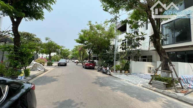 Bán đất 100m2 khu biệt thự Euro Village 1 Làng Châu Âu Đà Nẵng.