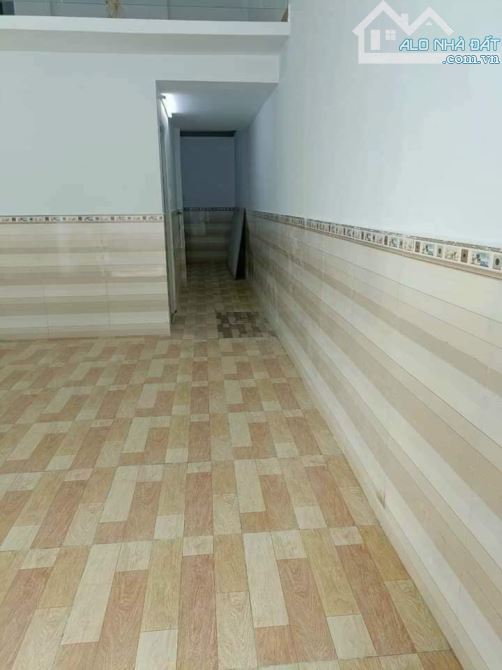 Bán nhà Tân Phú Trung diện tích trên 100m2, giá chỉ 980 triệu,SHR chủ cần bán gấp