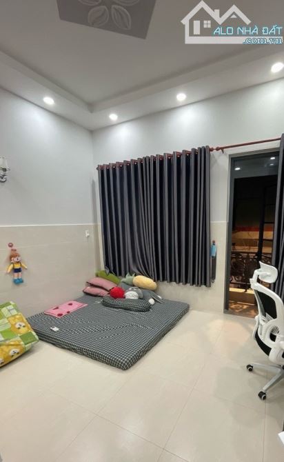 21m2, 3 tỷ 2 Hẻm xe hơi thông Lý Thương Kiệt, ngang 4m - 1
