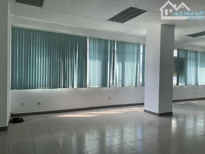 Văn phòng cho thuê chỉ 230.000đ/m2 bao điều hoà, VAT. LH: OFFICE DANANG - 2