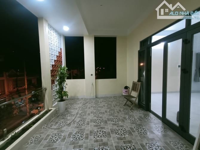 Nhà 3 tầng + dãy trọ, 170m2 Trần Quang Khải, Sơn Trà, đường 10,5m, gần biển, giá đầu tư. - 3