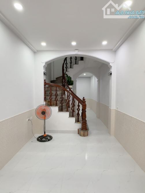 Bán nhà Bùi Xương Trạch - Gần Ô TÔ - 30m² - 4 tầng - 5 ngủ - 4.8 tỷ - dân xây - sổ đỏ - 6