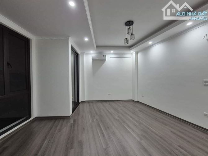 🤑 9 tỷ🤑 VIEW HỒ TÂY ( Tầng 7) THANG MÁY 🥰 44m². MT 6m. 🥰 Ngõ THÔNG KINH DOANH. VĂN CA - 6