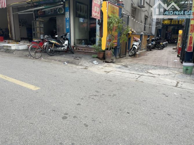 BÁN ĐẤT MẶT PHỐ LÔ GÓC 20 TỶ 55m MT 5.1m VỈA HÈ Ô TÔ TRÁNH KINH DOANH DỐC TAM ĐA TÂY HỒ