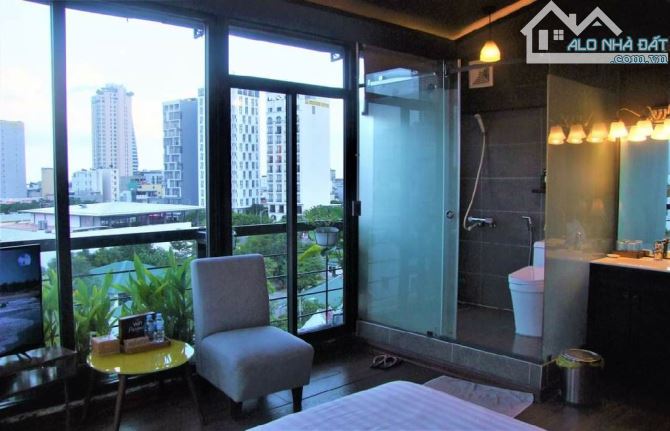 Bán tòa khách sạn - aparment dòng tiền gần 200 triệu/tháng - sát biển Mỹ Khê