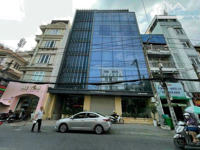 Cực Hiếm- Bán Gấp Building MT Phan Văn Trị, Gò Vấp DT: 20X20M, 7 Tầng, HĐT: 250Tr/tháng