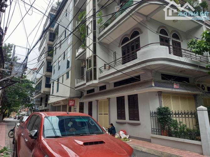 Bán nhà 62m2*4T Giải Phóng, ngõ ô tô tránh, sổ nở hậu