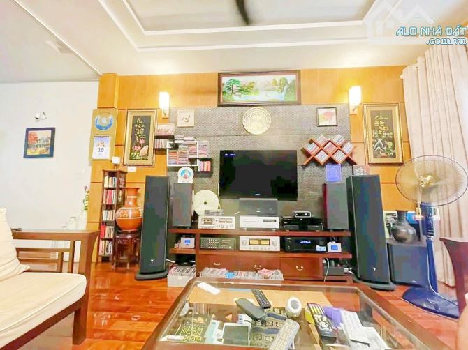 HOT !!! Siêu phẩm Nghĩa  Đô, ô tô vào nhà. 62m2 5 tầng, giá chỉ 18 tỉ - 1