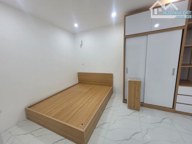 BÁN NHÀ TRẦN QUÝ CÁP - ĐỐNG ĐA-30m2- Giá chào (3.45ty) - 2