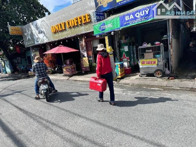 BÁN ĐẤT VÀ NHÀ MẶT TIỀN ĐÔNG HƯNG THUẬN 17, Q12. GIÁ 45 TỶ TL ( ĐOẠN GIAO NGUYỄN VĂN QUÁ)