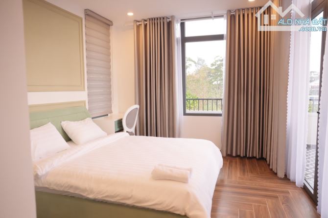 CĂN VILLA GÓC 2 MẶT TIỀN CÁCH QUẢNG TRƯỜNG LÂM VIÊN CHỈ 300M