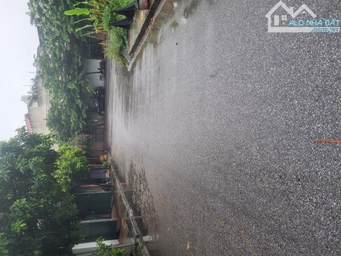 Vô cùng cần bán nhà mái tôn diện tích 170 m ÔTÔ ĐỖ CỔNG,HƯƠNG MẠC Từ Sơn chỉ 1,4 tỷ