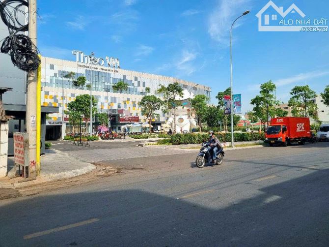 🔥HẺM 1 TRỤC - NGANG HƠN 5M - 3PN GỒM 1PN TẦNG TRỆT - BANK GIỮ 2 TỶ - NỞ HẬU - 10