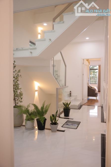 CĂN VILLA GÓC 2 MẶT TIỀN CÁCH QUẢNG TRƯỜNG LÂM VIÊN CHỈ 300M - 13