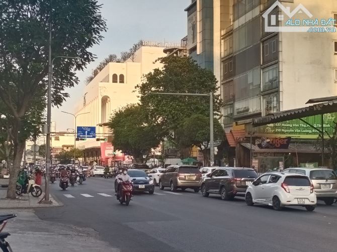 Bán nhà hẻm xe hơi đường Hoàng Văn Thụ, Phường 4, Tân Bình, 8.5 tỷ - 15