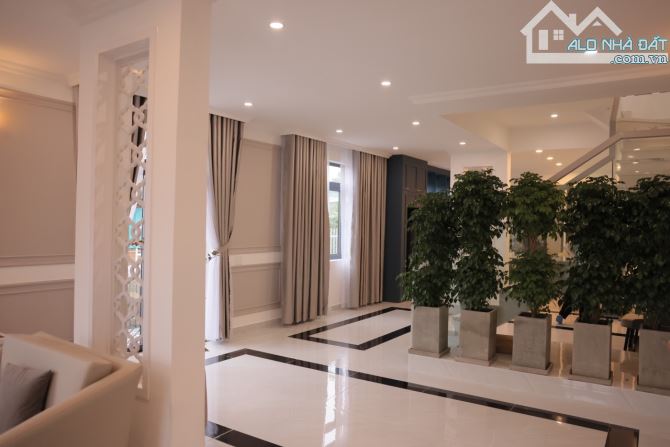 CĂN VILLA GÓC 2 MẶT TIỀN CÁCH QUẢNG TRƯỜNG LÂM VIÊN CHỈ 300M - 28
