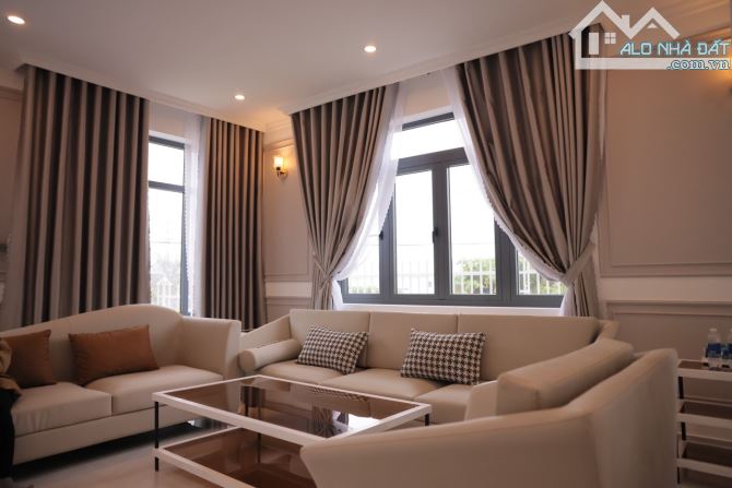 CĂN VILLA GÓC 2 MẶT TIỀN CÁCH QUẢNG TRƯỜNG LÂM VIÊN CHỈ 300M - 36