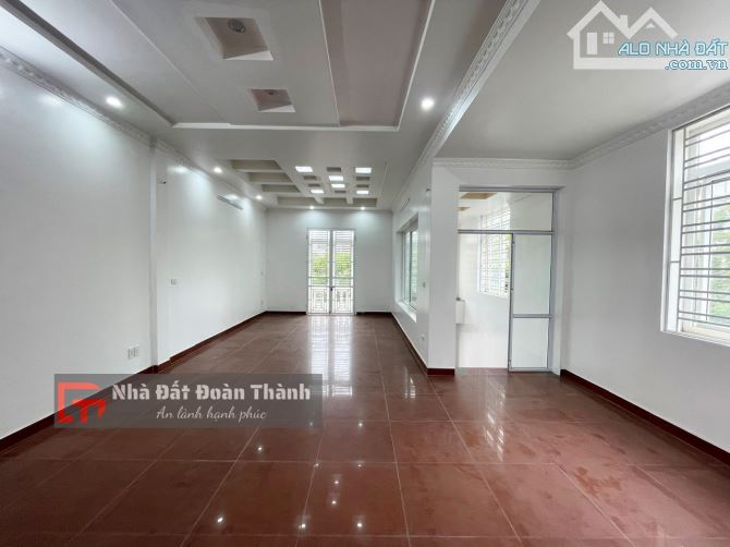 Nhà biệt thự lô góc tuyến 2 Lê Hồng Phong view vườn hoa - 6