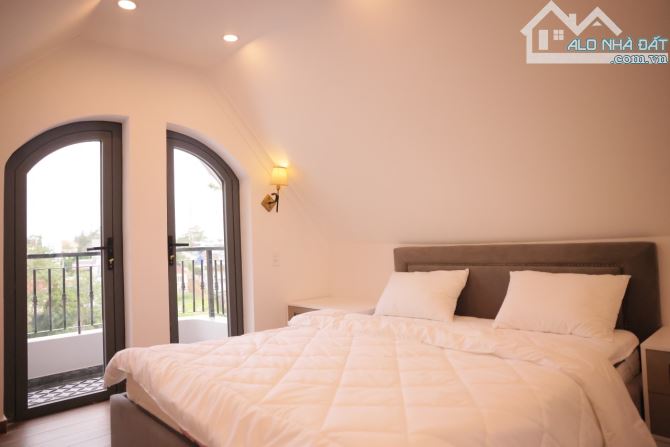 CĂN VILLA GÓC 2 MẶT TIỀN CÁCH QUẢNG TRƯỜNG LÂM VIÊN CHỈ 300M - 7