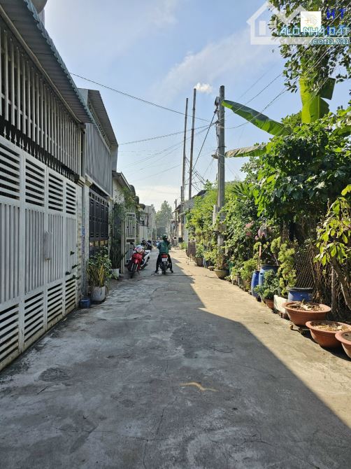 Bán nhà 1 trệt 1 lửng 1 lầu 93.2m2 3Ty8 TL cách đường Nguyễn Đình Chiểu 50m, p.Đông Hòa