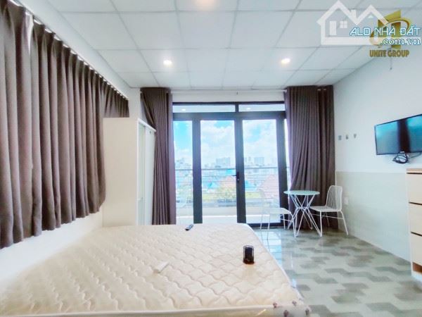 STUDIO BANCON full nội thất gần nằm ngay chợ Tân Mỹ , gần Crescent Mall