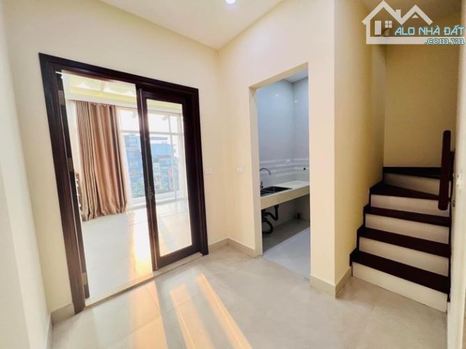 BÁN HOME HOTEL MẶT PHỐ YÊN HOA YÊN PHỤ TÂY HỒ. VIEW HỒ TÂY CHIR 37,5 TỶ - 10