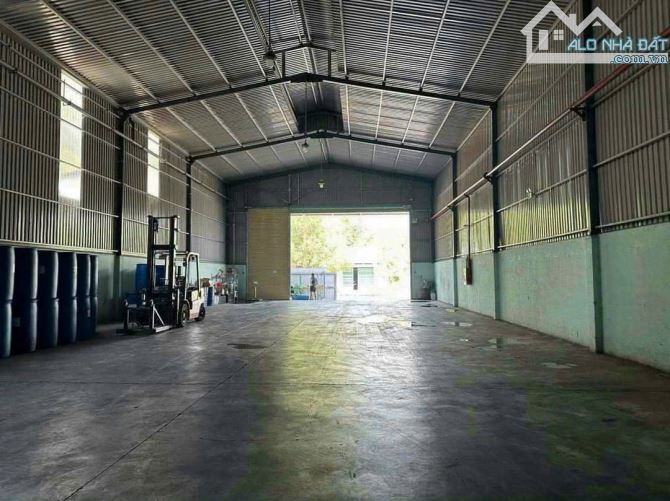 Cho thuê nhà xưởng 1100m2 tại phường Thạnh Lộc Quận 12 - 1