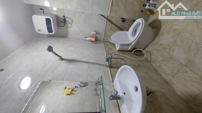 Bán nhà Trại Chuối, Hồng Bàng, Hải Phòng,  4 tầng, 40m2,3 tỷ, ô tô đỗ cửa, - 1