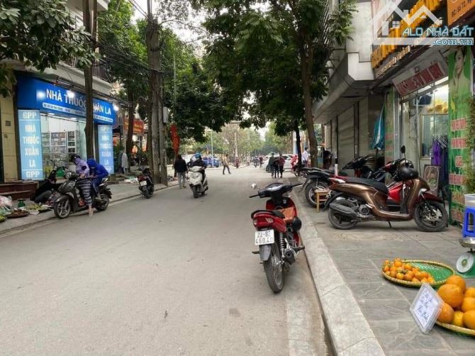 NHÀ ĐẸP - phố xuân la- Tây Hồ 30m.dt 80m. 3 tầng. Giá 14.3 tỷ - 1