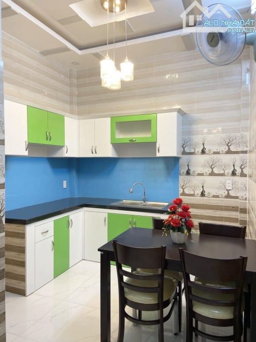 Nhà xinh cho gd trẻ Hậu Giang 15m2, 2 tầng BTCT 2 PN tiện di chuyển vào trung tâm TP - 2