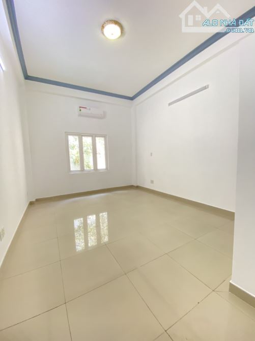 🌇NHÀ BÁN MẶT TIỀN QUẬN 7🌆 - CN 80m² vuông vức - 3