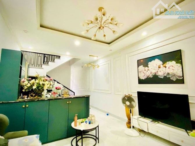 HUẾ ĐƯA TIN: Căn nhà đẹp ở Hồ Đắc Di, 60m2, 3 phòng ngủ, ngang 4,2m, full nội thất, 2 tỷ - 3