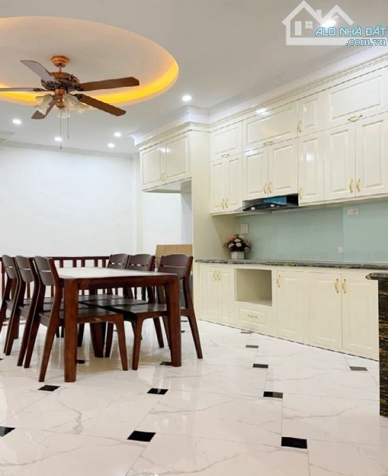 Chủ cần bán gấp nhà Tam Trinh Tân Mai với diện tích 35m² 5T Kinh Doanh ô tô đỗ cửa hơn 5tỷ - 3