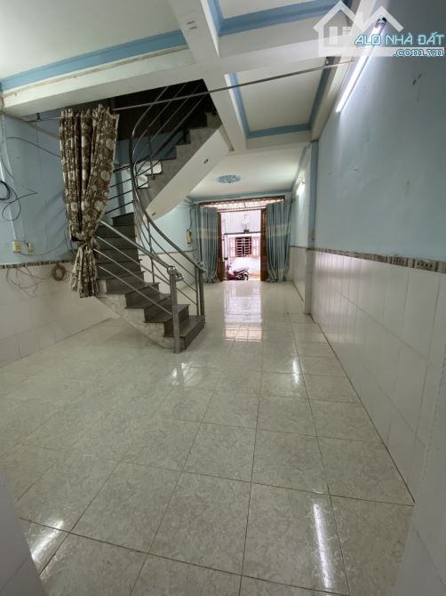 MỚI Chủ Gấp Bán Giảm Tiếp 200Tr 5Ty4 Giá Mới chỉ 5T2 Trịnh Đình Trọng 55m2 3T - 4