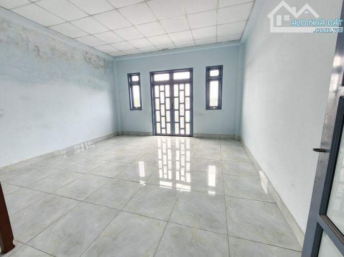 Bán nhà 1 trệt 2 lầu 95,5m2 hoàn công 3ty3 TL gần đường Cao Tốc Mỹ Phước Tân Vạn, Dĩ An - 5