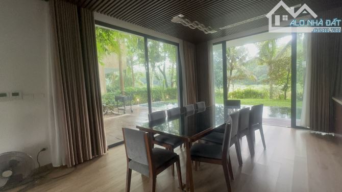 Bán biệt thự view hồ Flamingo Đại Lải, diện tích 234m2, vườn rộng, sát mép hồ - 9