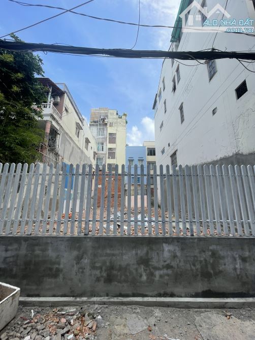 Bán đất Đường Hồ Hảo Hớn, P.CG, Q1, DT 10x25m, CN 250m2 CTXD 6 lầu, Giá 45 tỷ