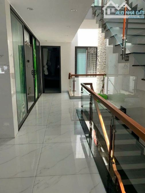 4 TẦNG - GÓC 2MT NGUYỄN PHƯỚC NGUYÊN - DTĐ 160M2 - NGANG 8,5M - CHỈ 12 ,2TỶ