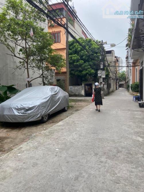 Bán đất Thượng Thanh Long Biên 55 mét, lô góc, ô tô tránh, Kinh doanh, 5 tỷ nhỉnh