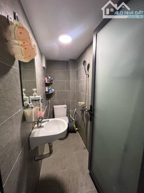 Nhà Quận 10-30m2-3 tầng -Hẻm Dân Trí-Cách MT vài bước chân-Giá chỉ 7ty1tl