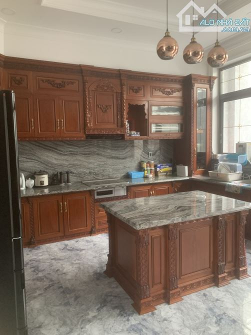 Bán nhà Quận 2 đường Lê Văn Thịnh gần chợ Cây Xoài TP Thủ Đức (192m2) 26 tỷ - 11