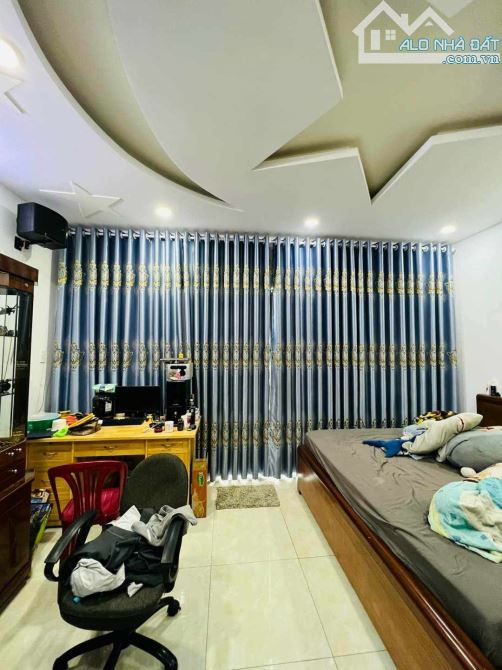 nhỉnh 4 tỷ! nhà đẹp, gần ôtô đường vip Nguyễn Sỹ Sách 36m2 x 6 tầng - 1