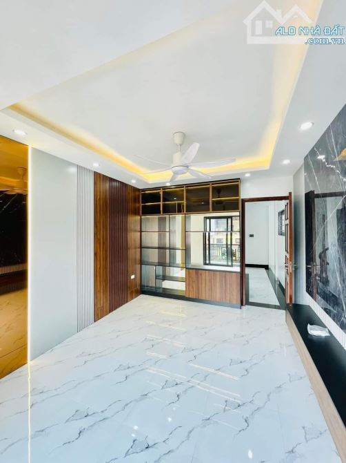 Bán nhà mặt ngõ thông - 42m² - 4 tầng - Mới koong - Gần ô tô - Gần phố - Hà Nội - 2