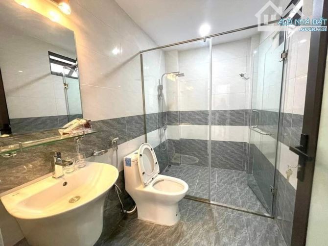 Phải thật nhanh! Bán nhà Trần Khát Chân, 35m² x 5T, nhà mới đẹp, ngõ thông, 3 gác đỗ cửa - 3