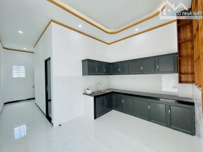 Bán gấp nhà lầu mới xây giáp Biên Hoà giá rẻ, thổ cư sổ riêng, gần chợ Changsin - 6