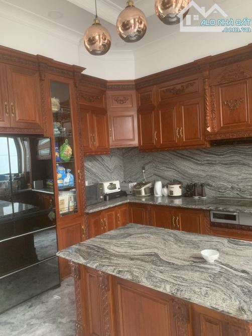 Bán nhà Quận 2 đường Lê Văn Thịnh gần chợ Cây Xoài TP Thủ Đức (192m2) 26 tỷ - 7