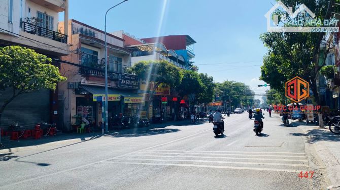 Cho thuê toà nhà gần sân banh Biên Hoà 80tr/t diện tích sàn hơn 1000m2 siêu đẹp kinh doanh - 10