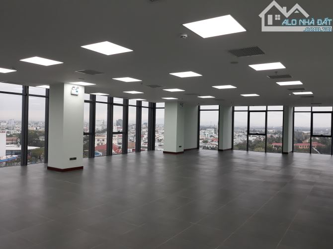 Văn phòng cho thuê đường Nguyễn Hữu Thọ, diện tích 41m2, 50m2, 167m2, LH THUENHANHHON - 1